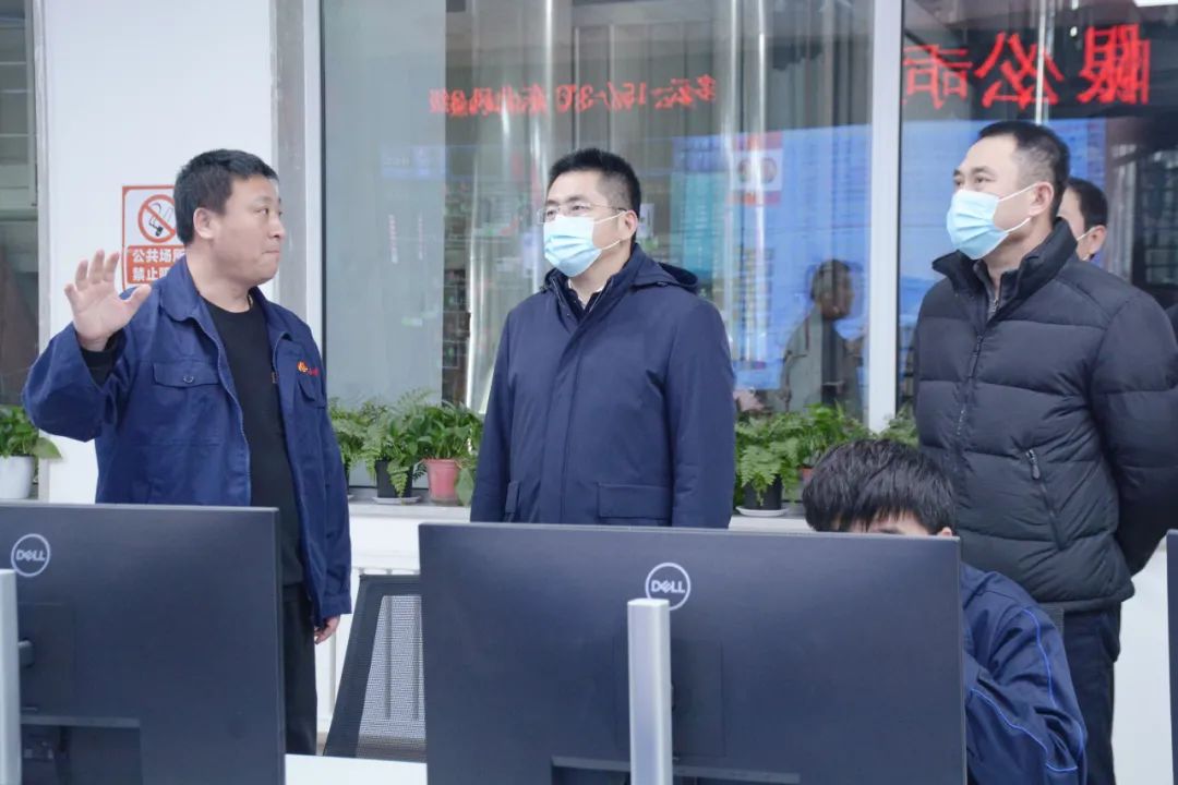 袁世君检查春节前重点工作_盖州市人民政府
