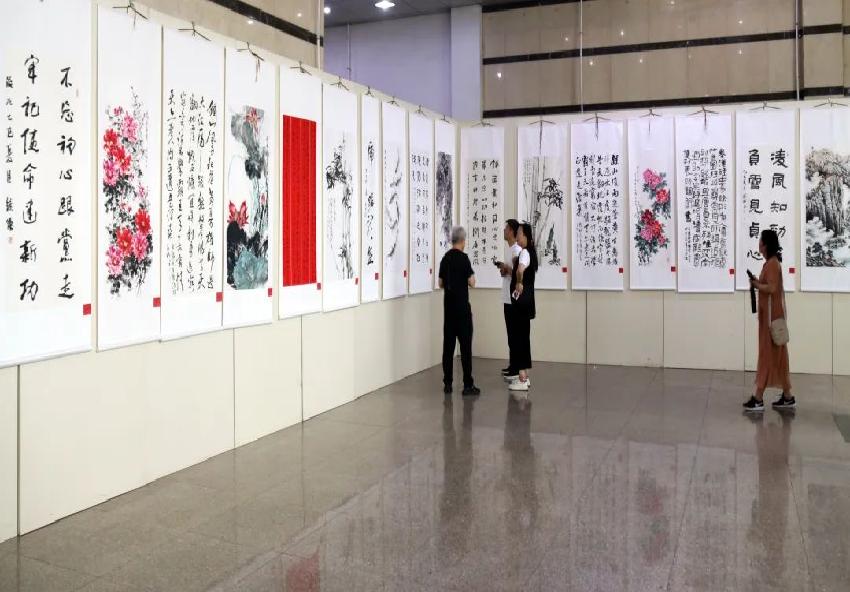 我市举办“庆七一 · 颂党恩 赞廉韵”主题书画作品展